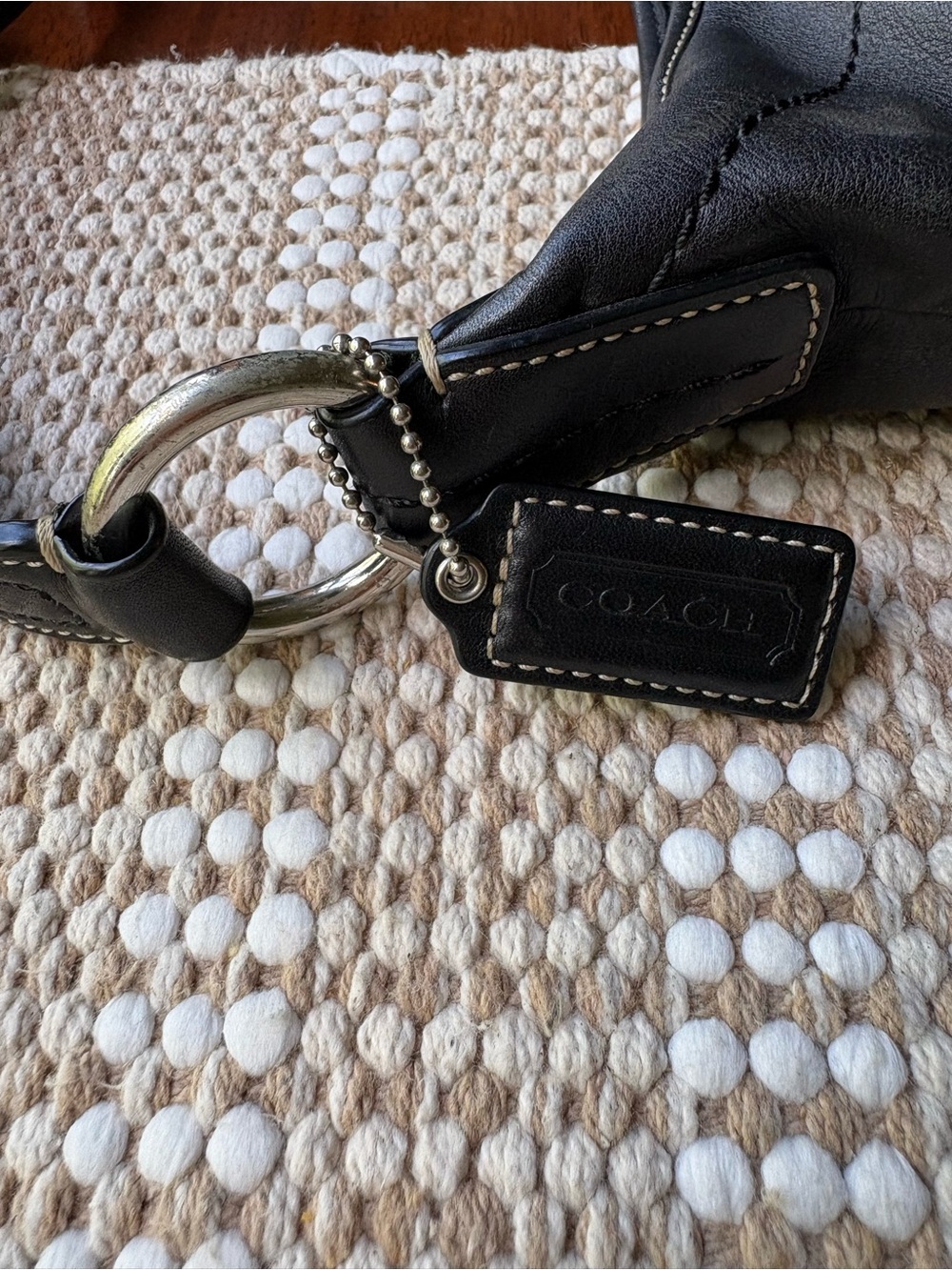 Classic 90s Coach Black Leather buckle shoulder Bag 😍 - Picture 4 of 4